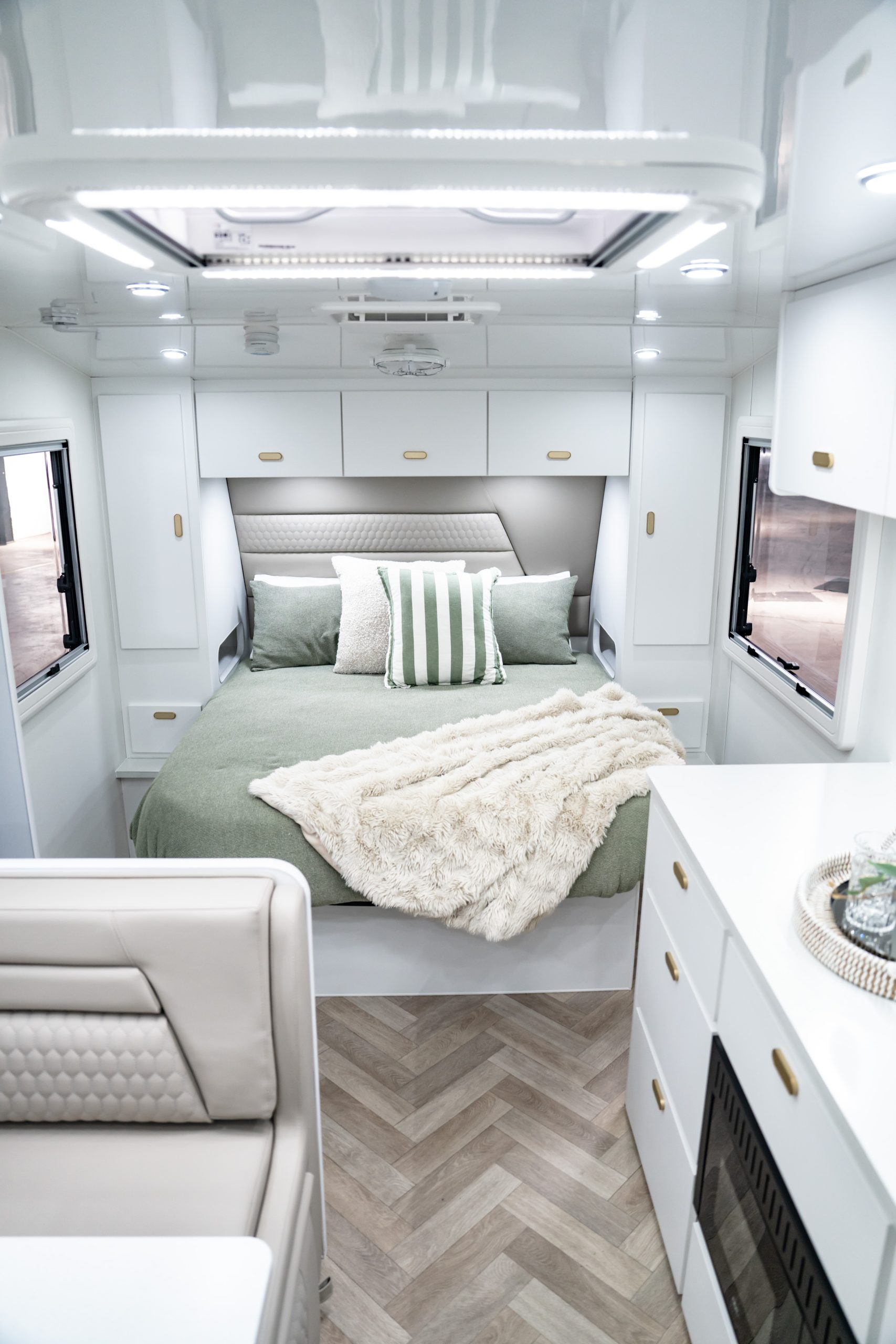 Option RV Distinction bedroom